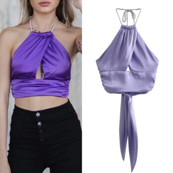 Top satinado con cuello halter 1