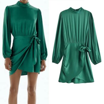 Vestido satinado de cuello alto con nudo 1