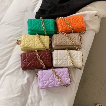 Bolso acolchado con cadena 2