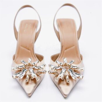 Sandalias de tacón con joya 2