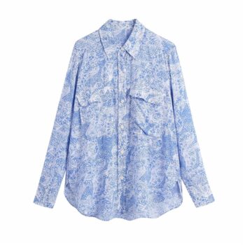 Camisa con botones y bolsillos 2