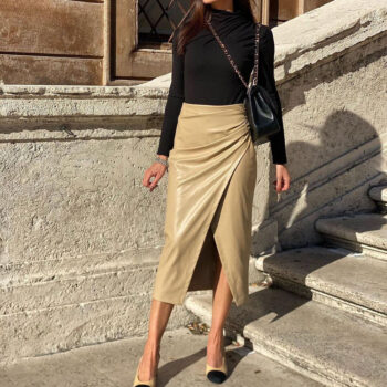Falda midi de cuero 1
