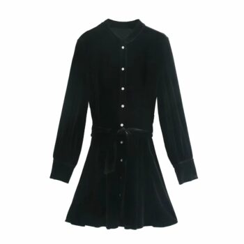 Vestido de terciopelo con cinturón 2