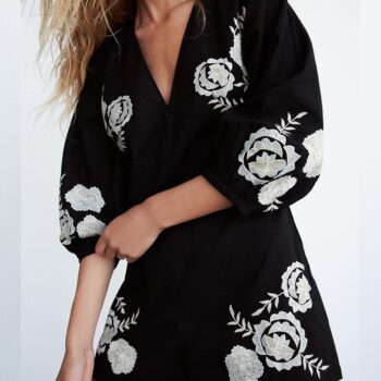Mono de lino bordado con flores 2