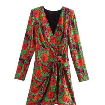 Vestido floral escote en V 4
