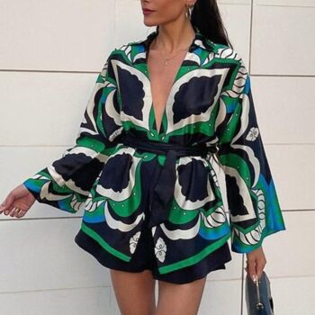 Top y shorts con lazo estampado 1